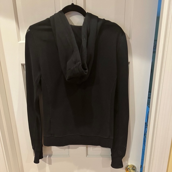 Woman’s Butter sweatshirt - Picture 3 of 3